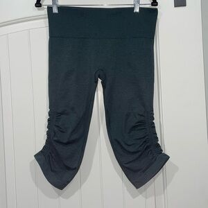 Lululemon crop leggings
